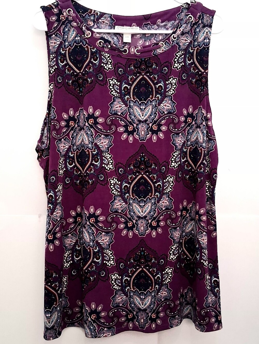 DANA BUCHMAN Plum Paisley Sleeveless Tank Top Size XXL Fit 1X too